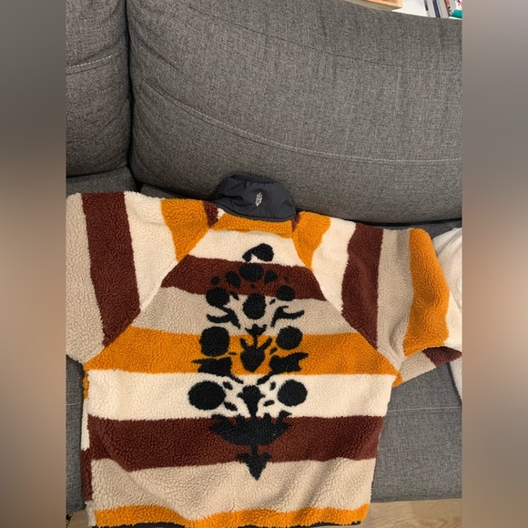 NWOT FP Movement Hit the Slopes Sherpa style jacket classy outdoor Small casual - Picture 8 of 11